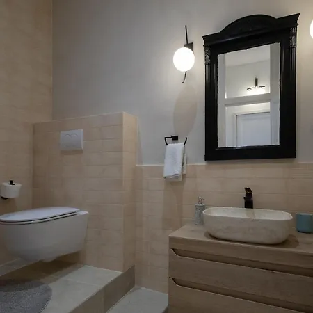 Πανσιόν Garden Marina 3*