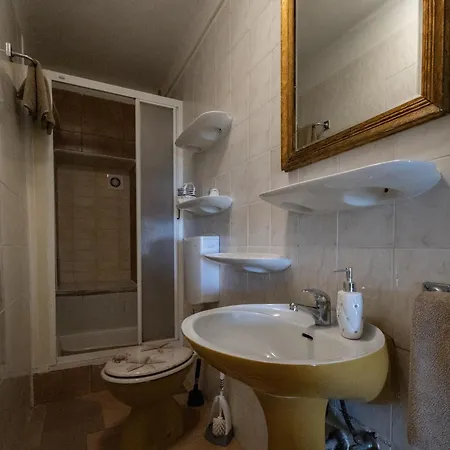 Πανσιόν Garden Marina