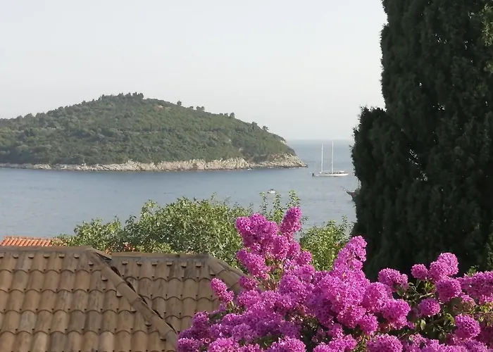 Garden Marina Πανσιόν