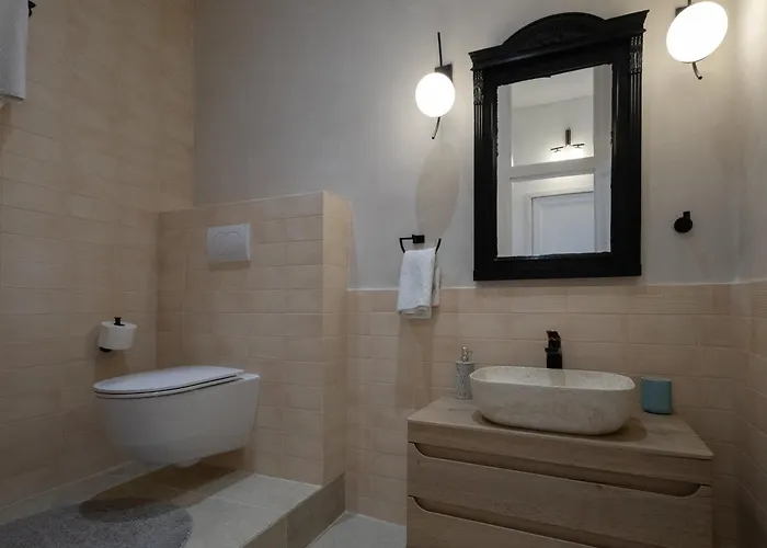 Πανσιόν Garden Marina 3*
